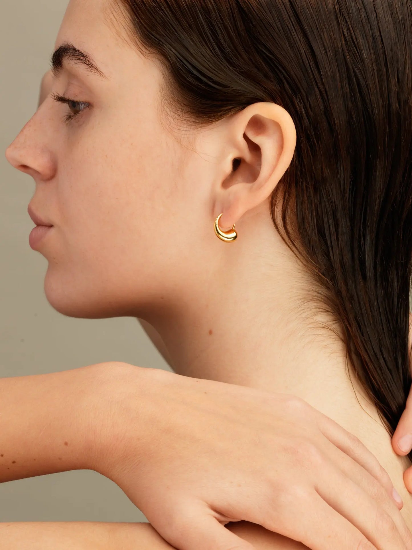 Closure III Hoops In Gold Vermeil Sara Robertsson Jewellery