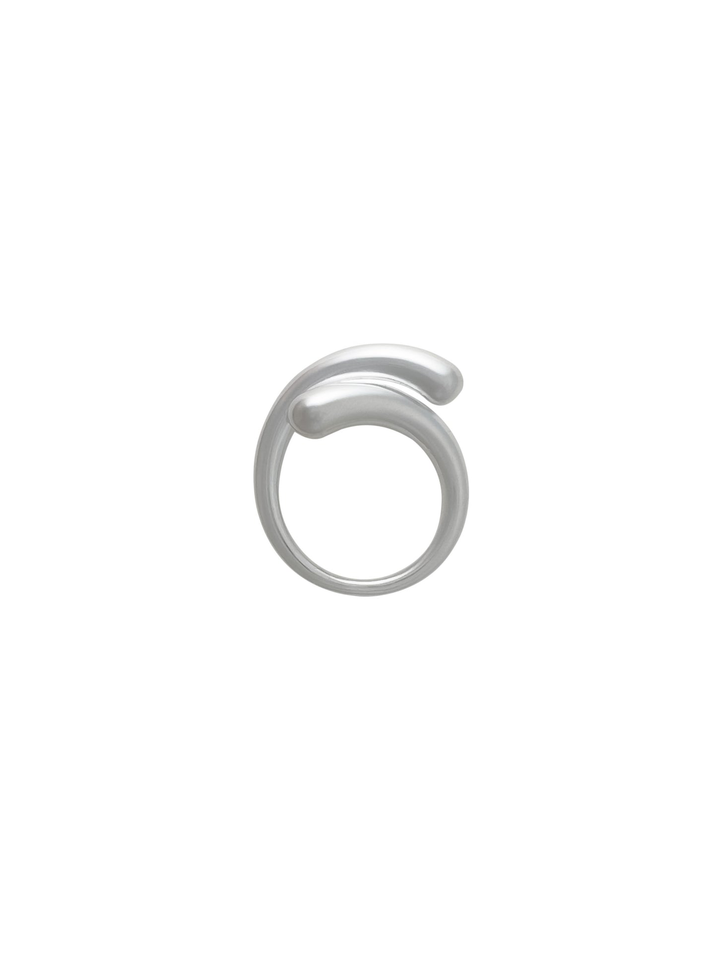 Closure II ring in silver by Sara Robertsson Jewellery