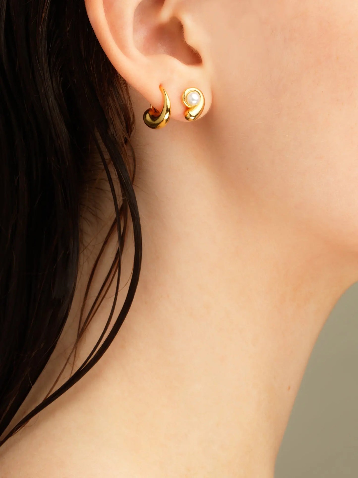 Nautilus Pearl Earrings In Gold Vermeil Sara Robertsson Jewellery