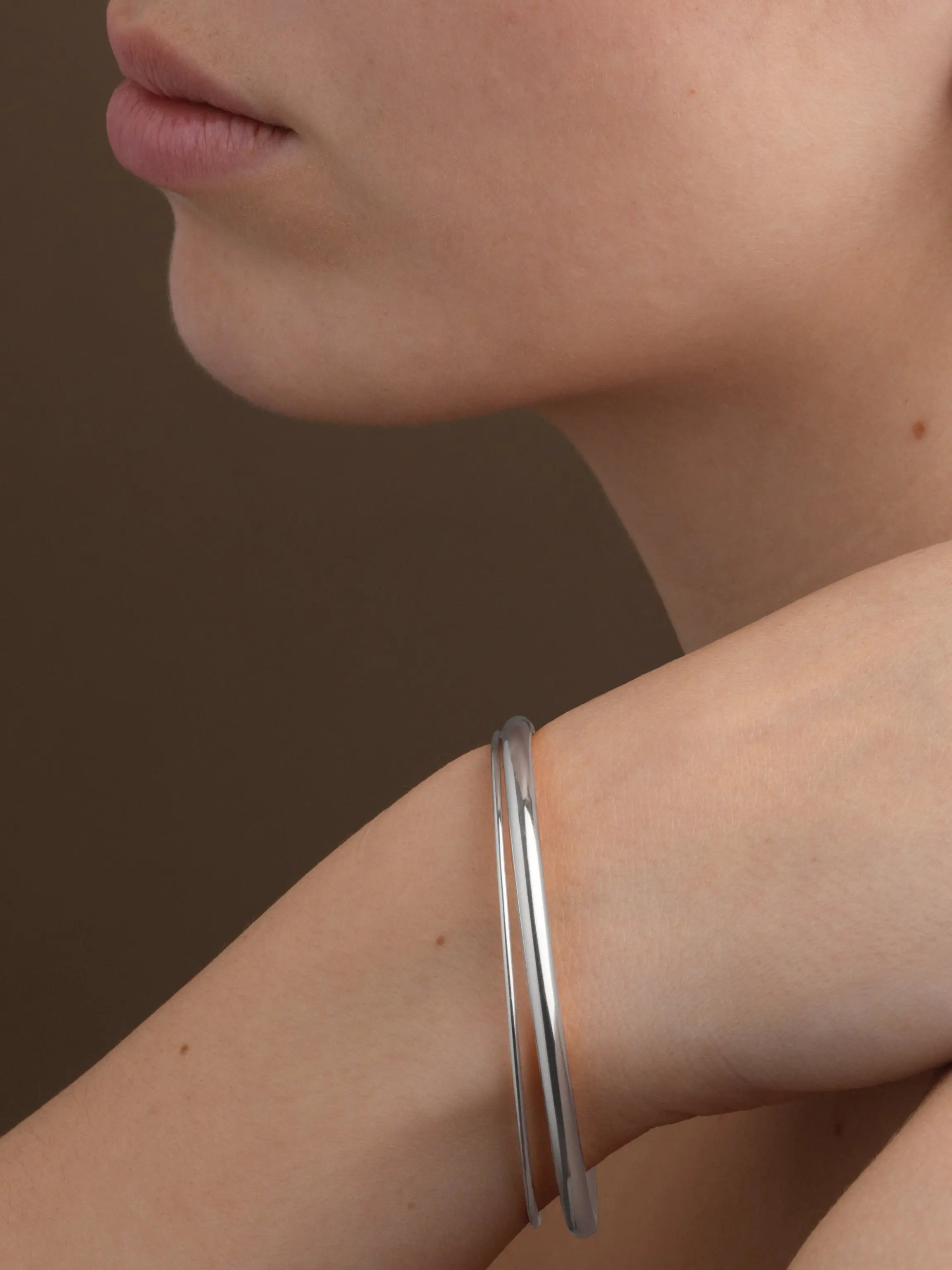 Shadow Bangle In Silver Sara Robertsson Jewellery