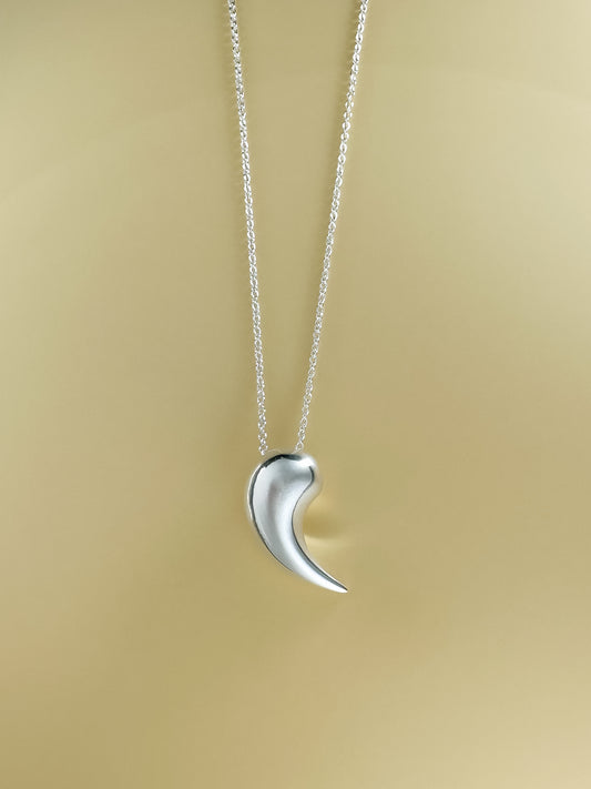 Breathe pendant in silver by Sara Robertsson Jewellery