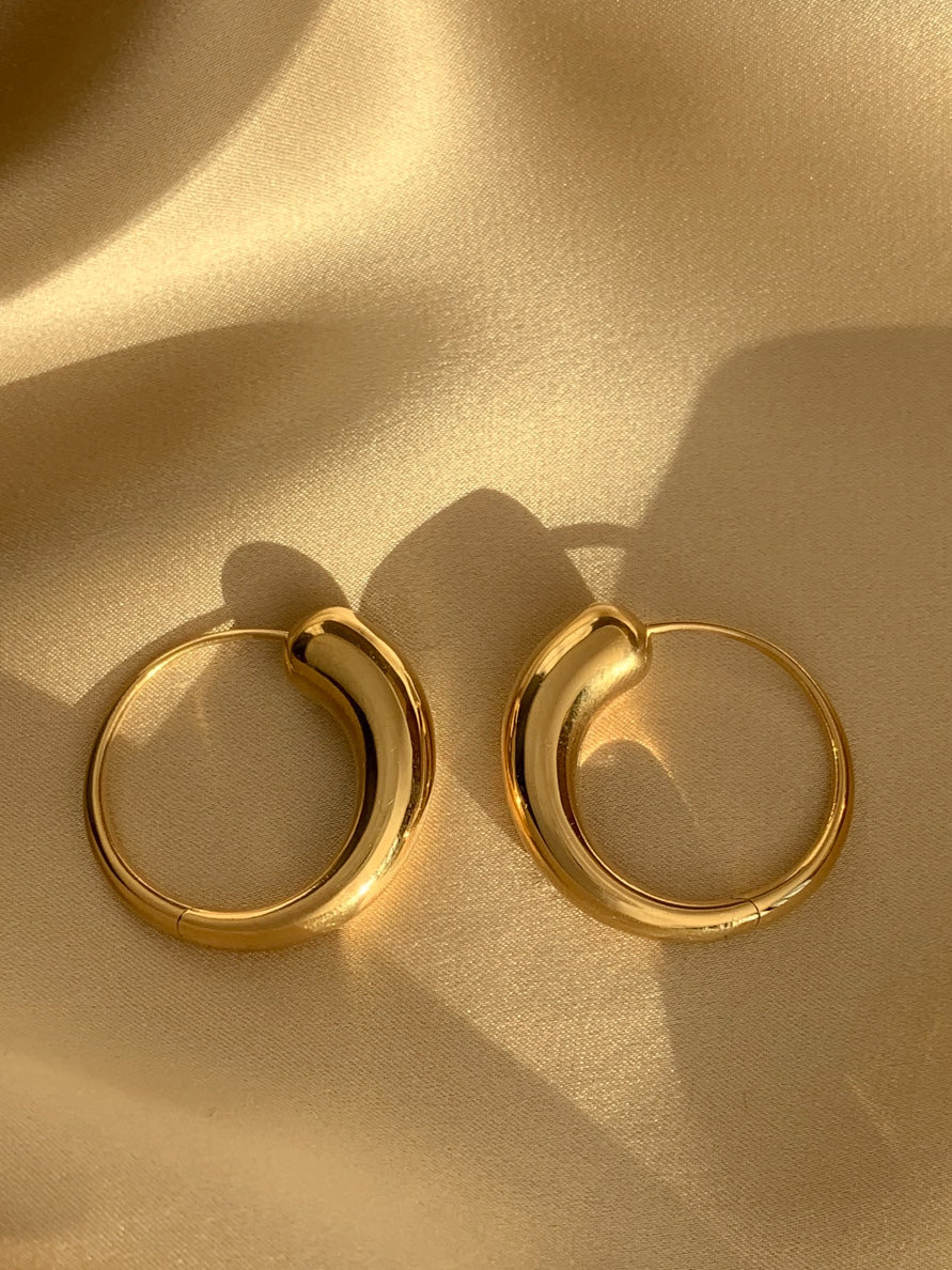 Closure Hoops In Gold Vermeil Sara Robertsson Jewellery