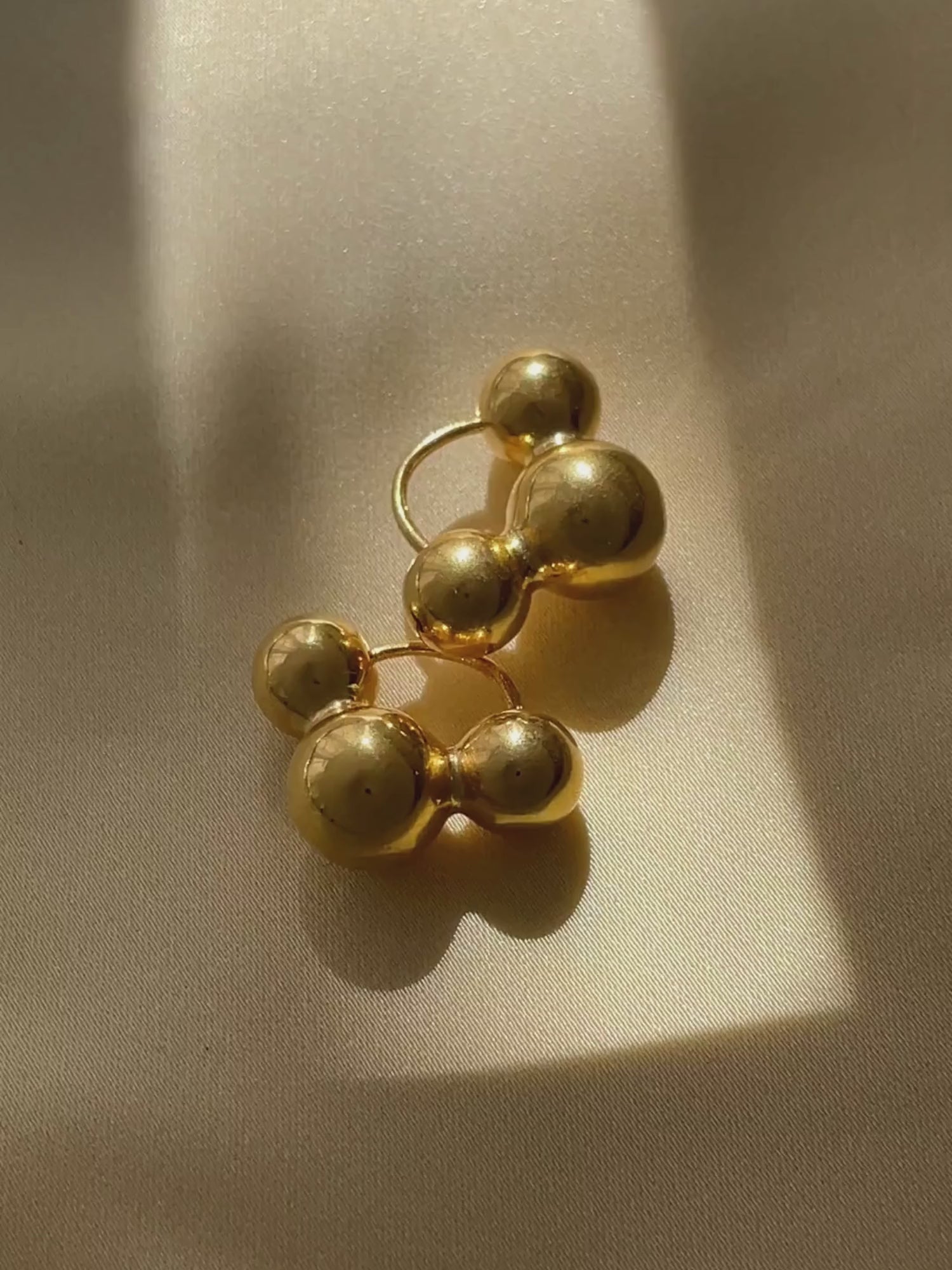 Cluster earrings gold vermeil, by Sara Robertsson Jewellery