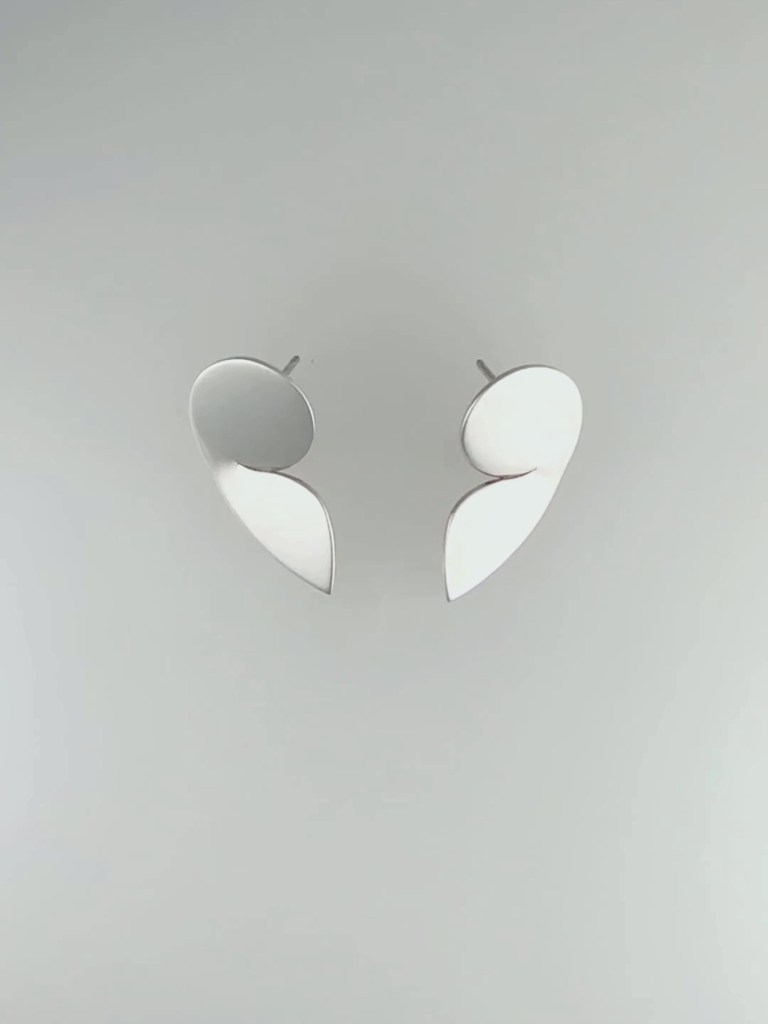 Spirit Earrings In Silver Sara Robertsson Jewellery still video