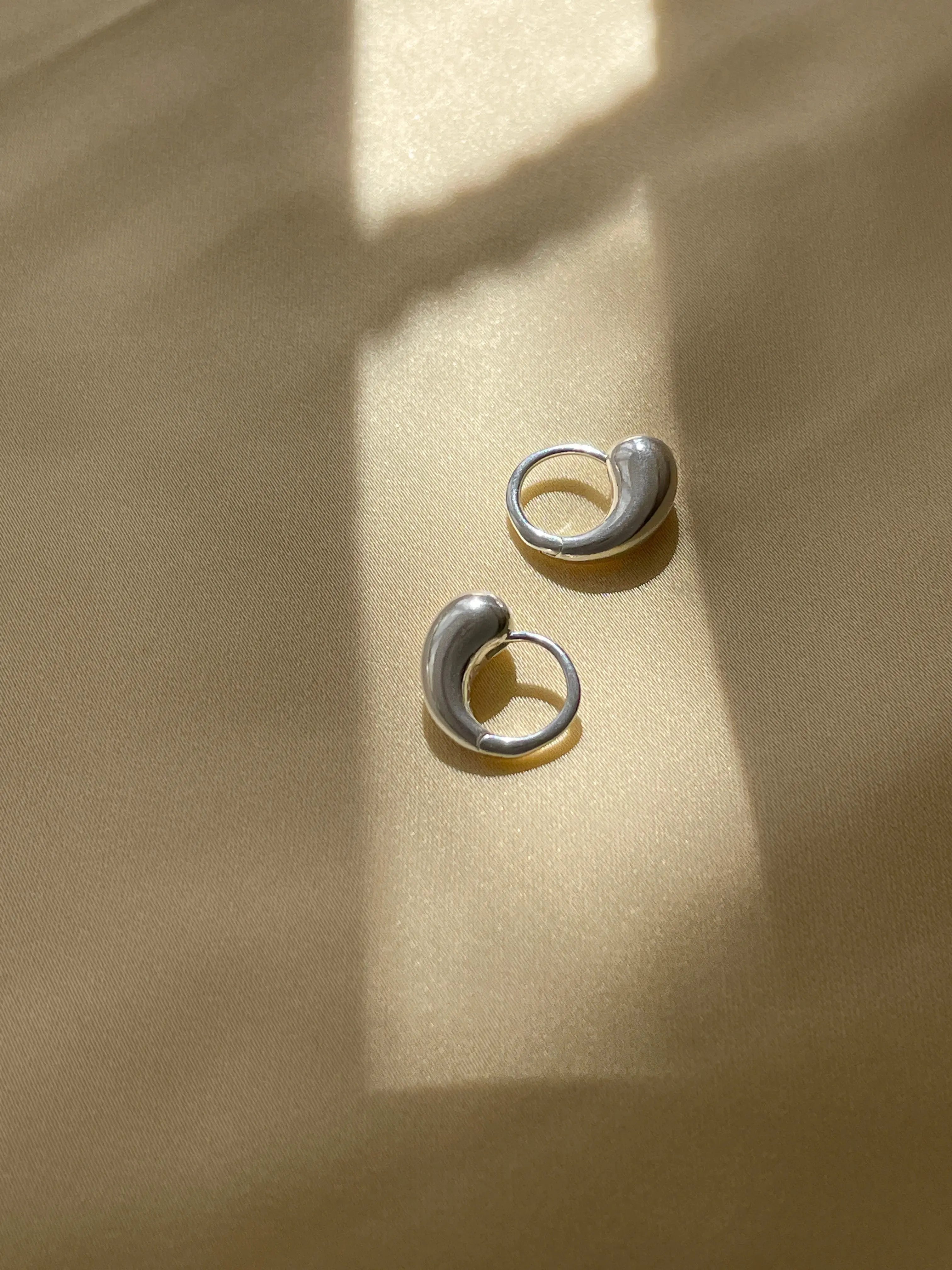 Closure III Hoops In Silver Sara Robertsson Jewellery