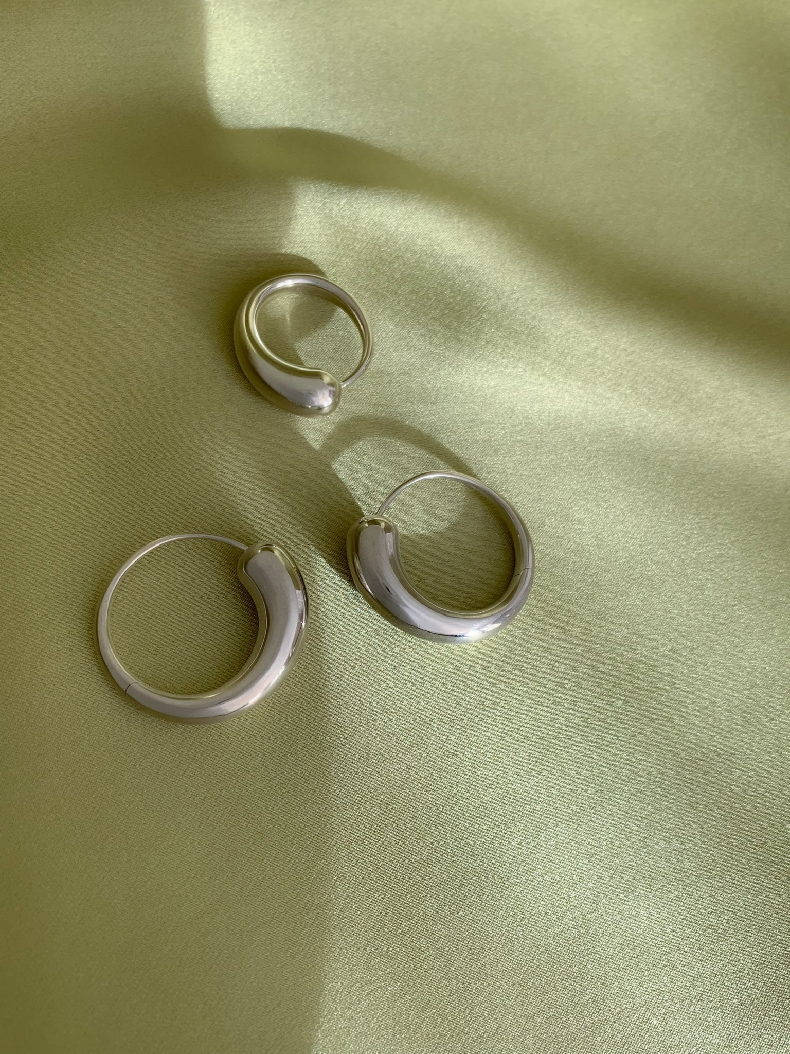 Closure Hoops In Silver Sara Robertsson Jewellery