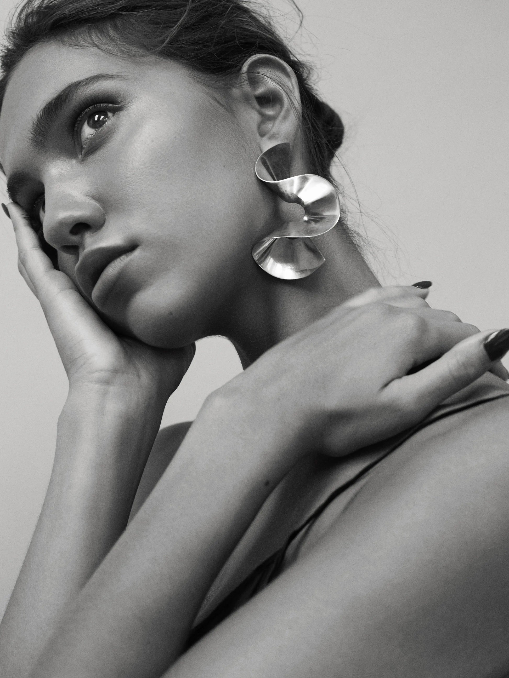 Flounce Single Earring In Silver Sara Robertsson Jewellery