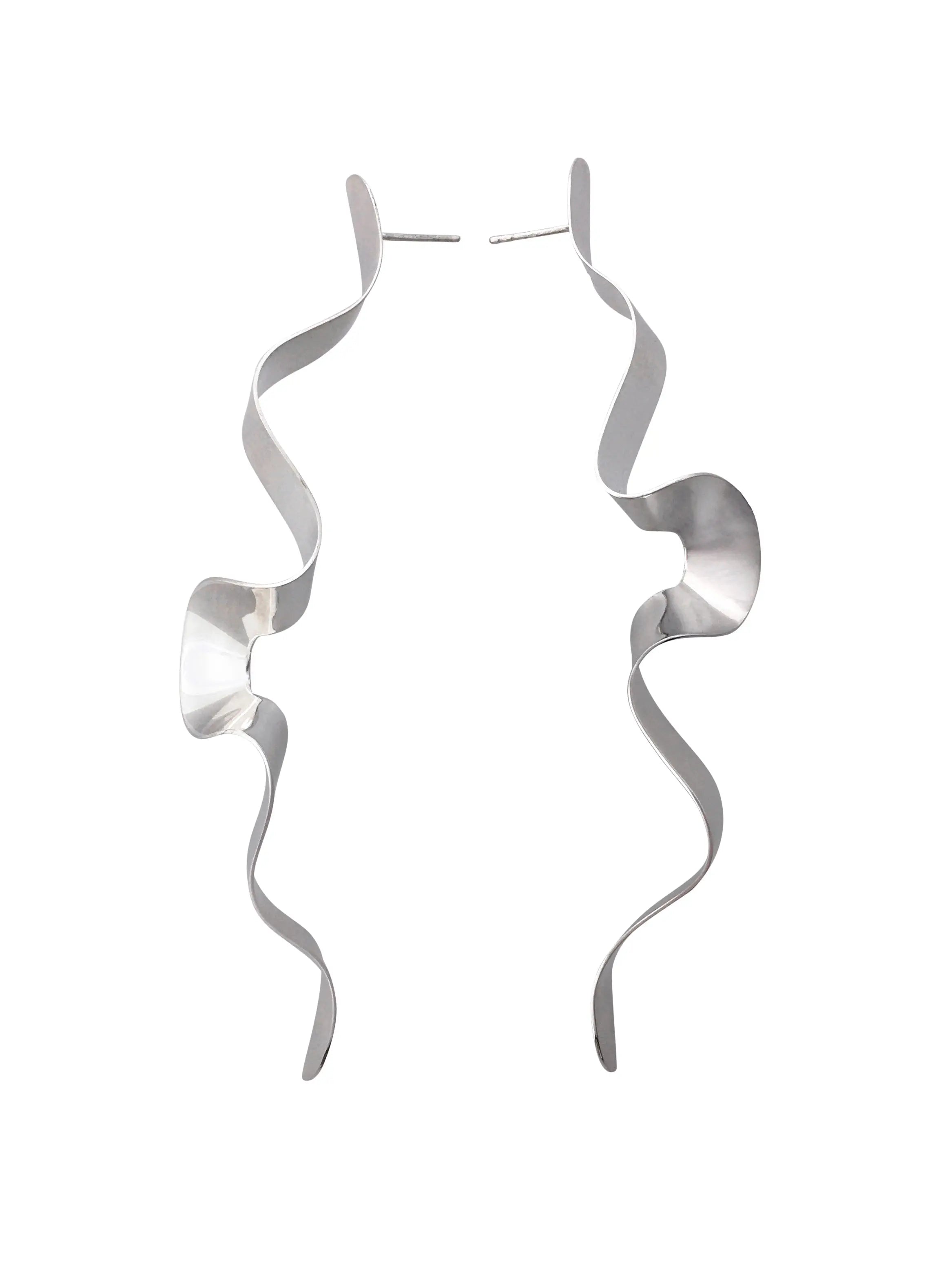 Serpentine sculptural handmade elegant Earrings In Silver Sara Robertsson Jewellery