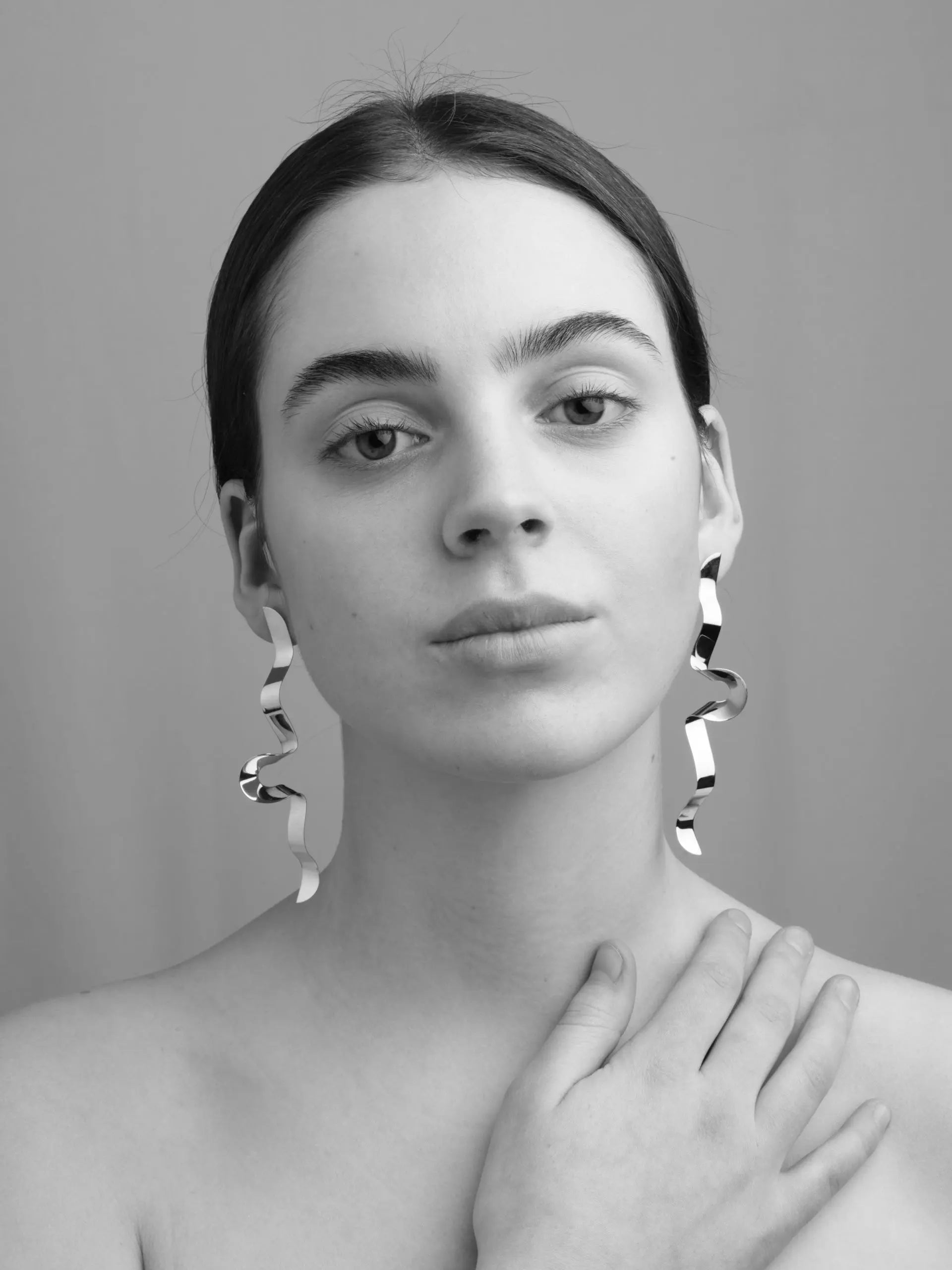 Serpentine sculptural handmade elegant Earrings In Silver Sara Robertsson Jewellery