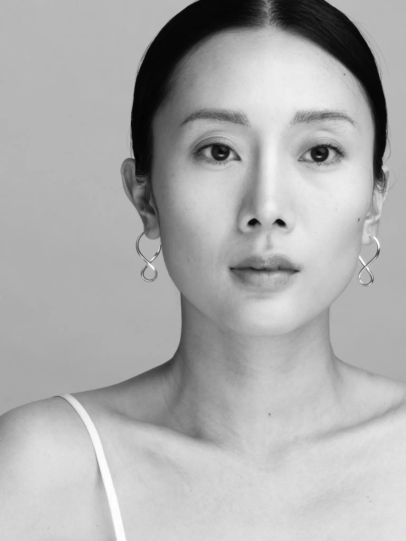 Shape I Twisted Earrings In Gold Vermeil Sara Robertsson Jewellery