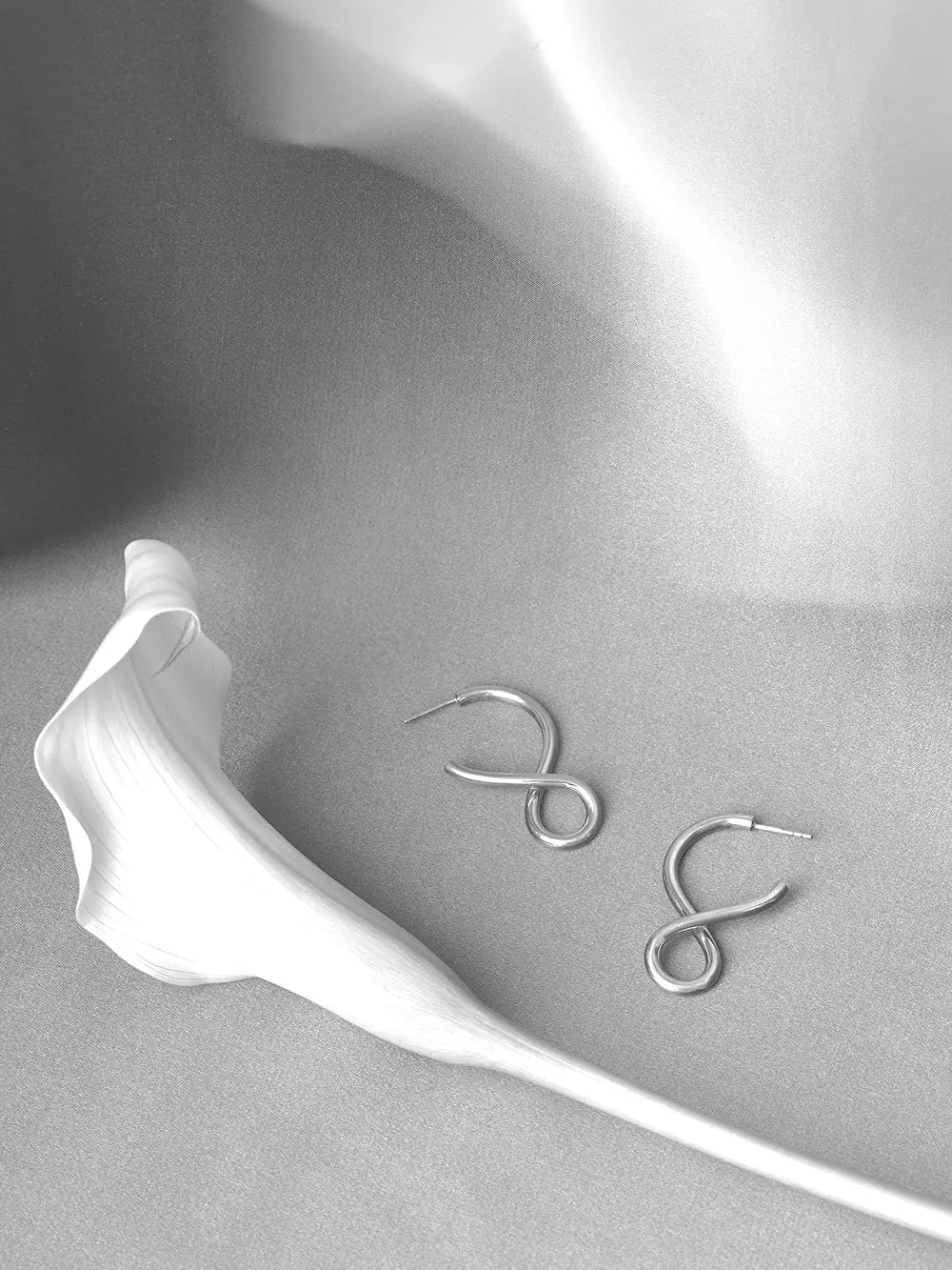 Shape I Earrings In Silver Sara Robertsson Jewellery