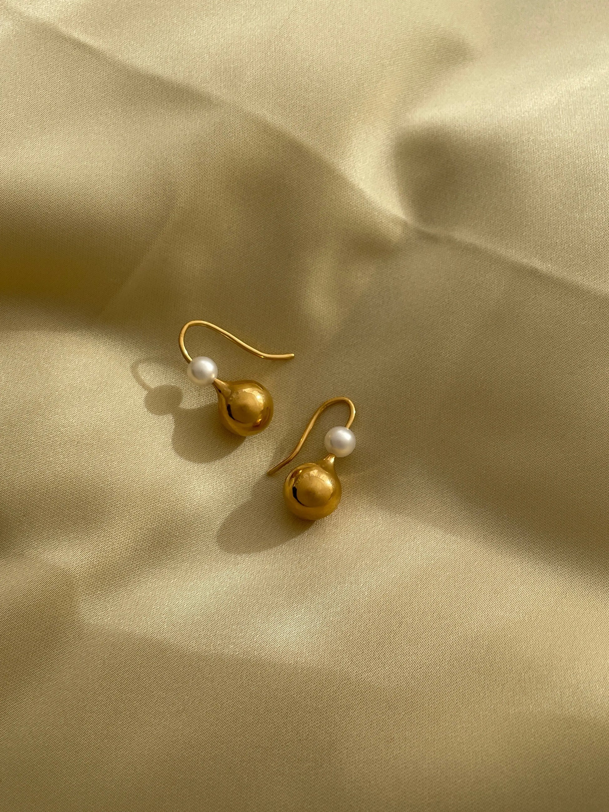 Sintra Earrings In Gold Vermeil With Freshwater Pearl Sara Robertsson Jewellery