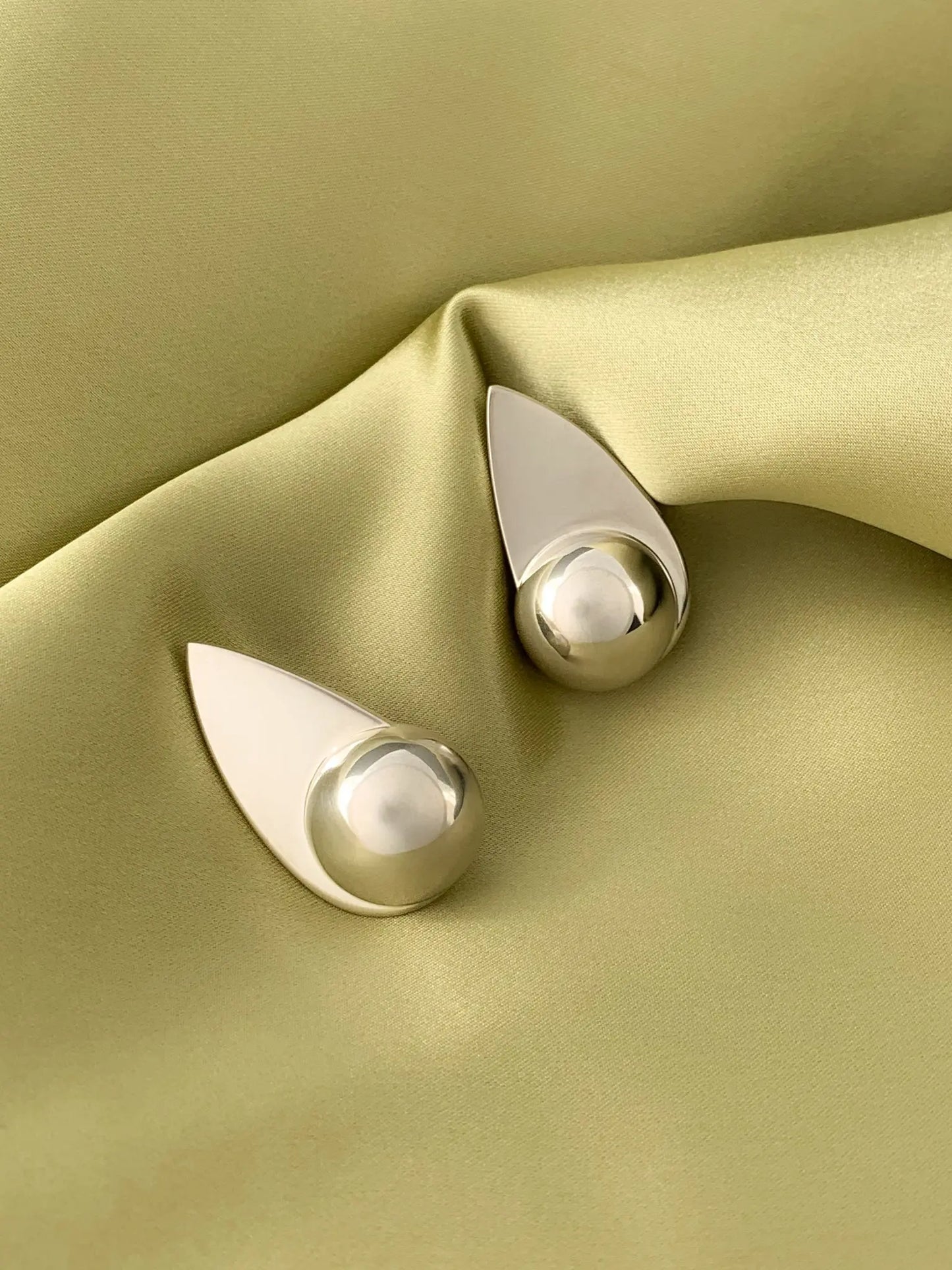Spring Earrings In Silver Sara Robertsson Jewellery
