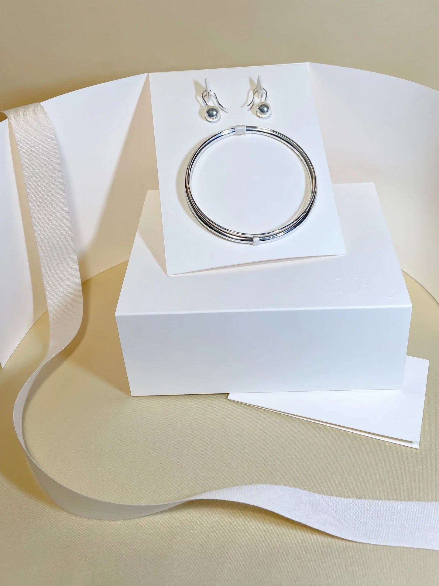 Lyra Gift Set In Silver Sara Robertsson Jewellery